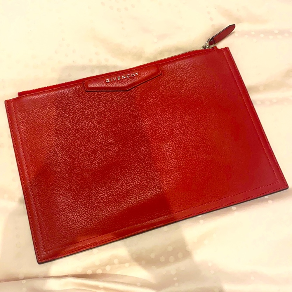 Givenchy antigona new !!!